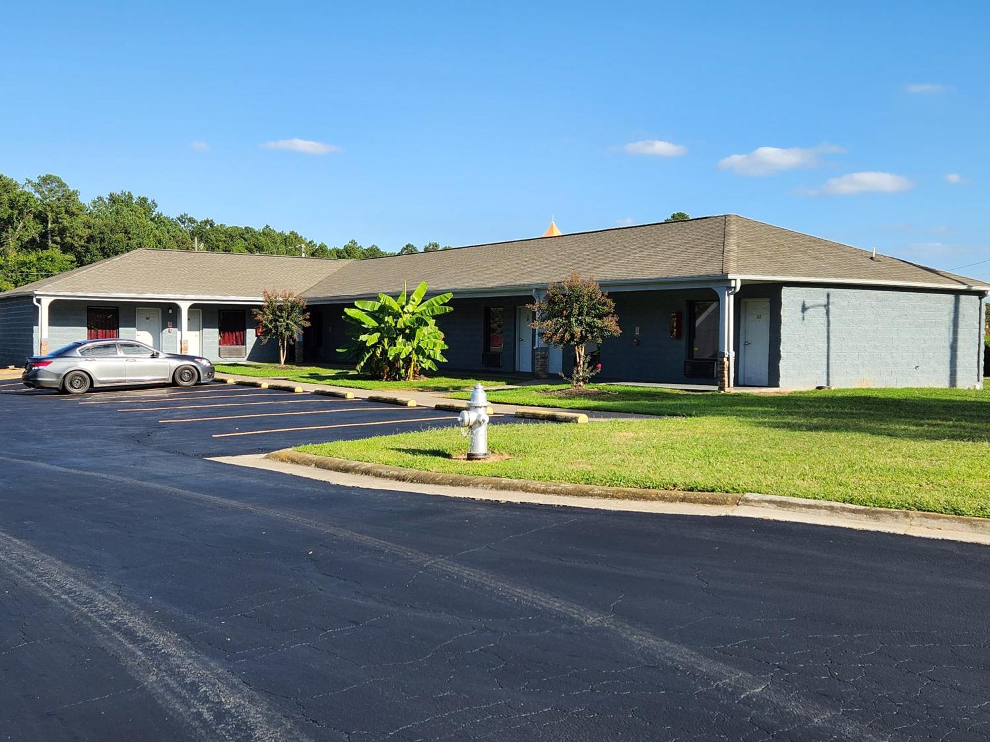 Snow White - Richmond South Motel Bellwood Exterior photo